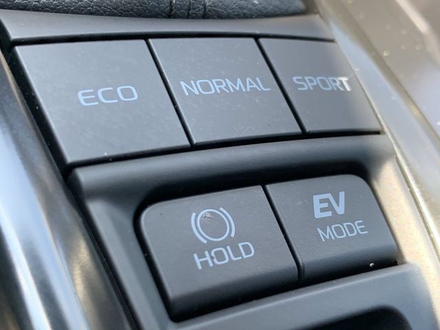 Used 2025 Toyota Camry LE FWD image 28