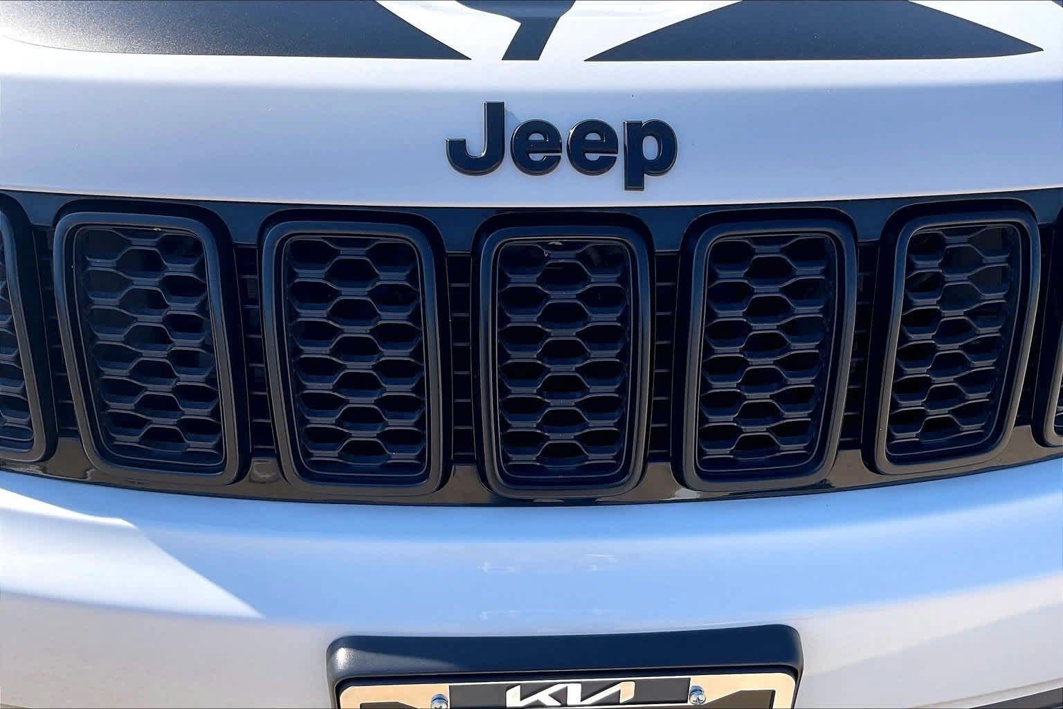 Used 2021 Jeep Grand Cherokee Freedom Edition AWD/4WD image 28