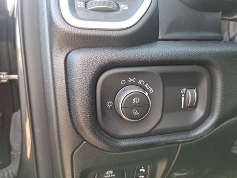 Used 2022 RAM 1500 Big Horn AWD/4WD image 13