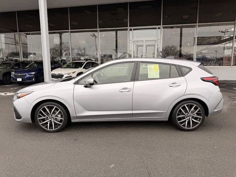 Used 2025 Subaru Impreza 2.0i Sport AWD/4WD image 2