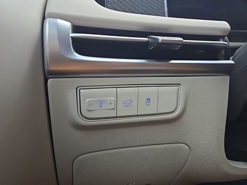 Certified 2025 Hyundai Tucson SEL AWD/4WD image 39