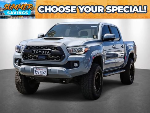 Used 2018 Toyota Tacoma TRD Sport w/ Technology Package RWD image 1
