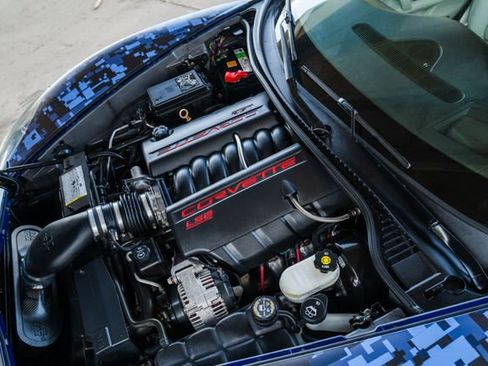 Used 2006 Chevrolet Corvette Coupe w/ Preferred Equipment Group image 20