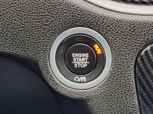 Used 2022 Dodge Charger R/T w/ Blacktop Package image 25