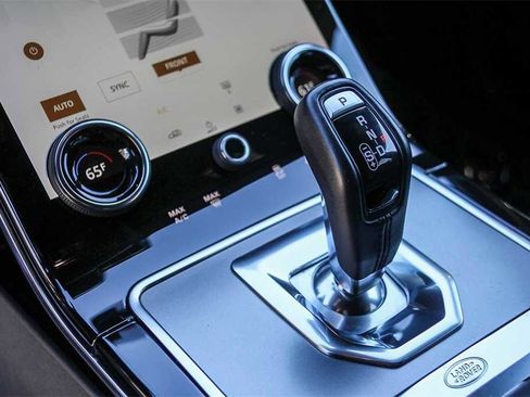 Used 2022 Land Rover Range Rover Evoque SE image 20