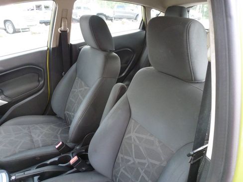 Used 2012 Ford Fiesta SE FWD image 17