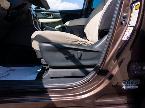 Used 2019 Subaru Ascent Premium w/ Popular Package #4 image 15