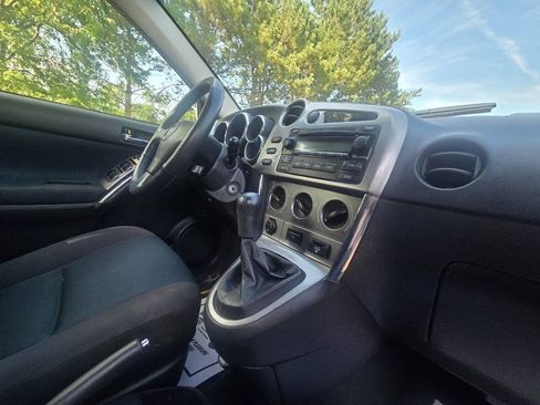 Used 2007 Toyota Matrix XR FWD image 26