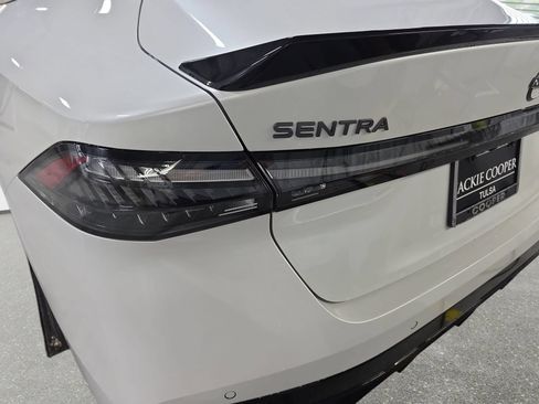 New 2026 Nissan Sentra SR w/ SR Premium Package FWD image 31