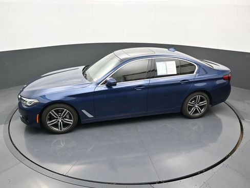 Used 2022 BMW 530i xDrive w/ Convenience Package image 31