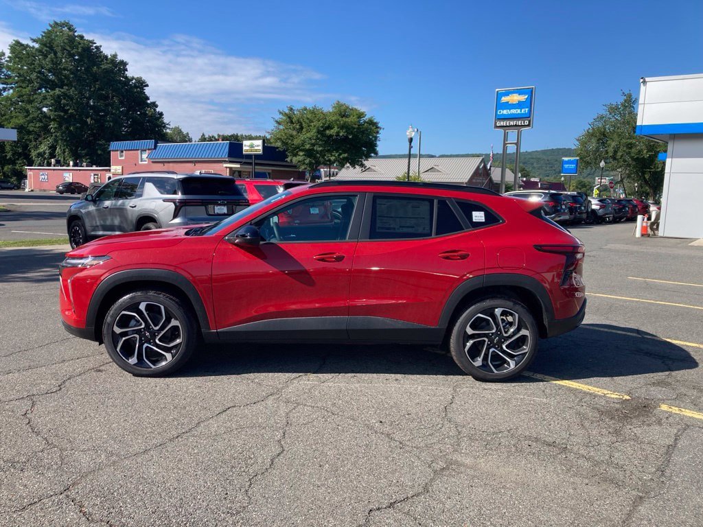 New 2026 Chevrolet Trax RS w/ Driver Confidence Package FWD image 4
