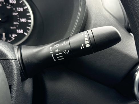 Certified 2025 Nissan Sentra S image 17