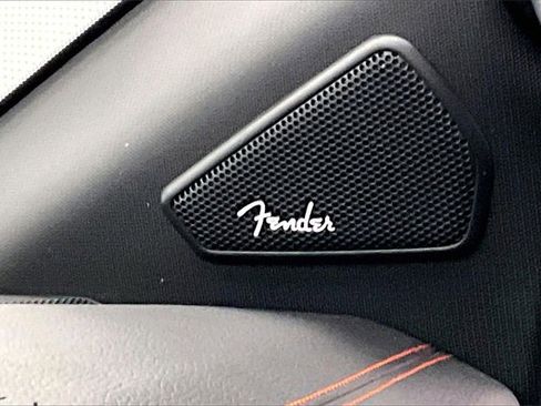 Used 2024 Nissan Titan PRO-4X w/ Pro-4x Convenience Package image 36