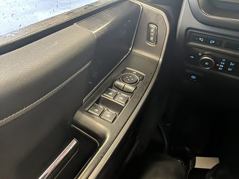 Used 2022 Ford F150 XLT w/ Equipment Group 302A High image 25