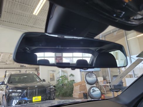 New 2026 BMW 330i xDrive Sedan w/ M Sport Package image 26