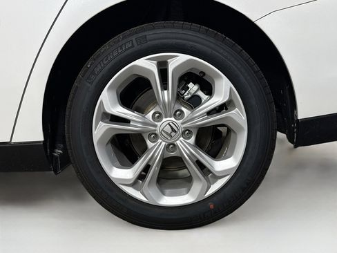 New 2026 Honda Accord LX image 34