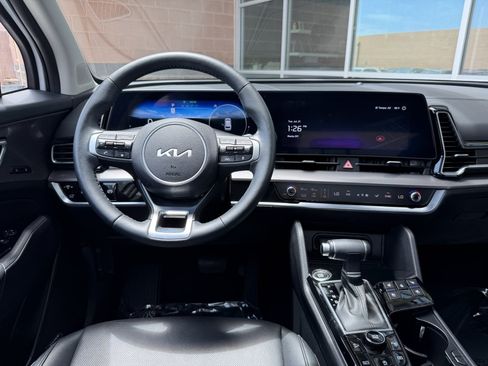 Used 2025 Kia Sportage SX FWD image 16