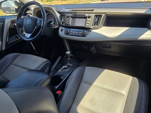 Used 2014 Toyota RAV4 Limited AWD/4WD image 26