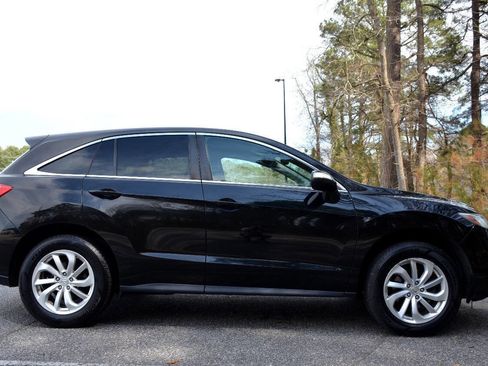 Used 2017 Acura RDX AWD w/ Technology Package image 4