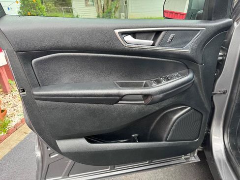 Used 2024 Ford Edge SEL w/ Cargo Accessory Package AWD/4WD image 12