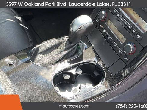 Used 2010 Chevrolet Corvette Coupe w/ 1LT RWD image 21