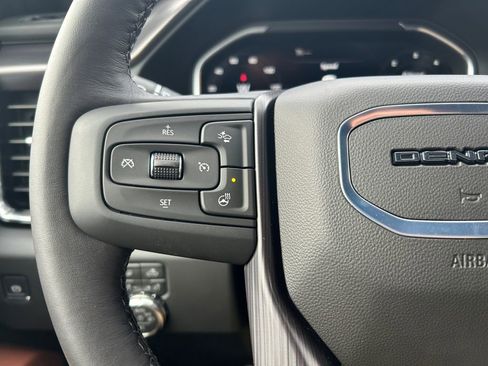 New 2025 GMC Sierra 2500 Denali Ultimate w/ Max Trailering Package image 17