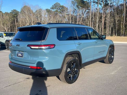 New 2026 Jeep Grand Cherokee L Limited w/ Limited Altitude Package image 7