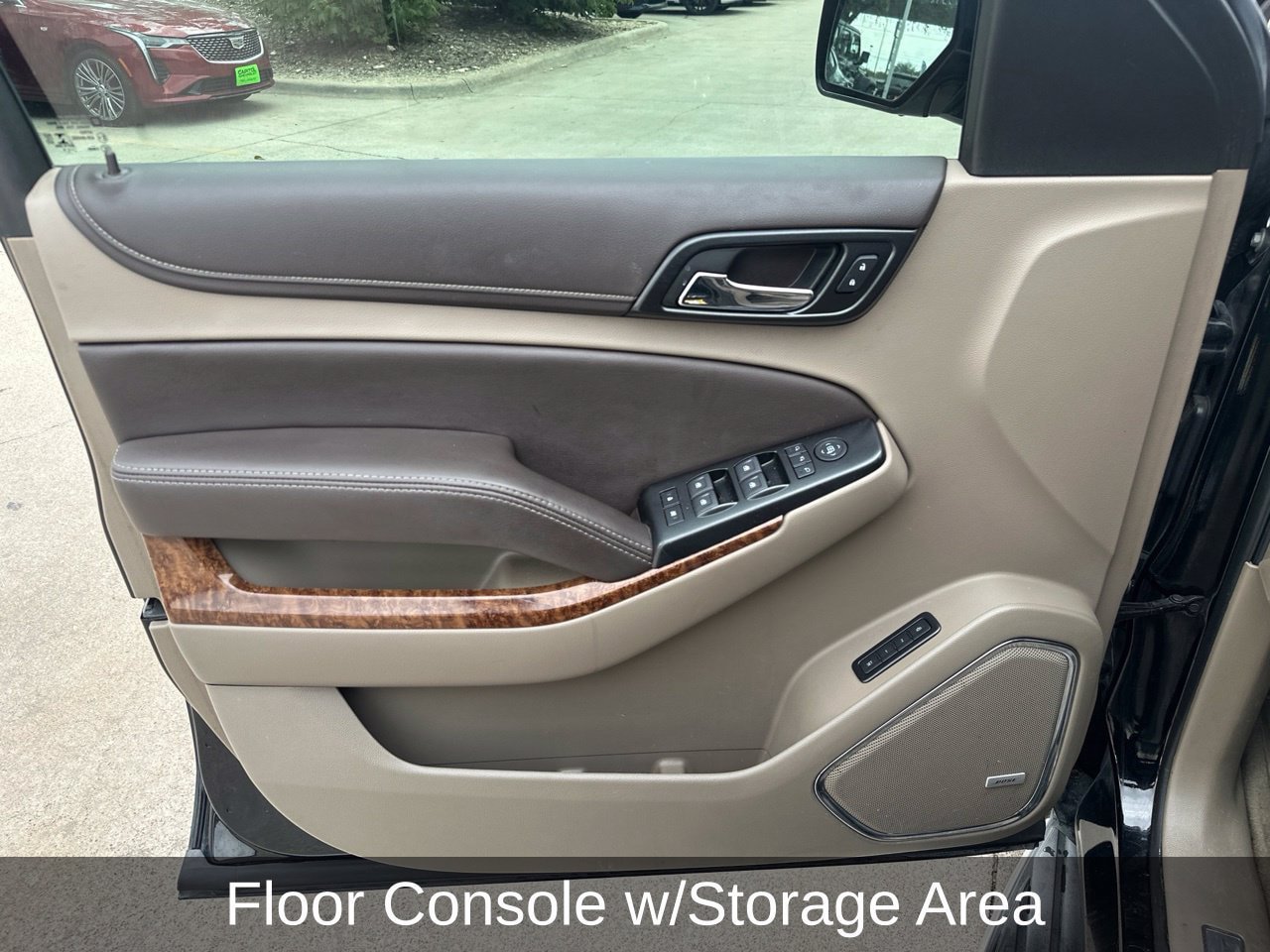 Used 2019 Chevrolet Suburban Premier RWD image 10