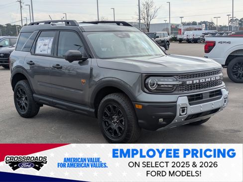 New 2025 Ford Bronco Sport Badlands w/ Badlands Tech Package AWD/4WD image 1