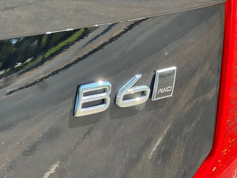 Used 2025 Volvo XC90 B6 Ultra image 39