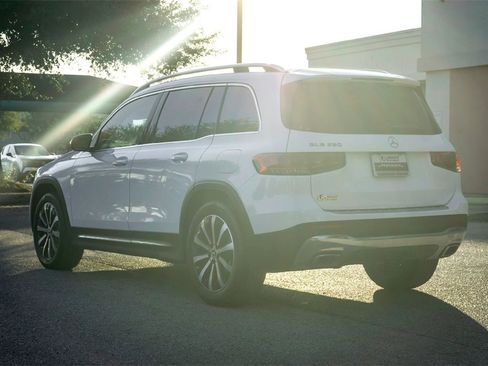Used 2023 Mercedes-Benz GLB 250 image 7