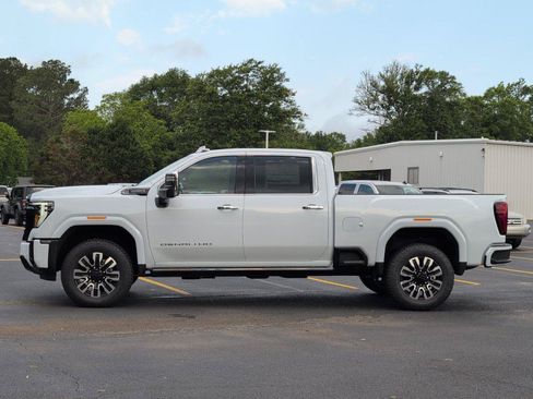 New 2026 GMC Sierra 3500 Denali Ultimate AWD/4WD image 2