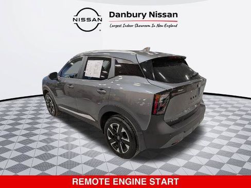 Certified 2025 Nissan Kicks SV w/ SV Premium Package AWD/4WD image 6