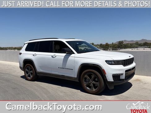 Used 2023 Jeep Grand Cherokee L Limited w/ Luxury Tech Group II AWD/4WD image 1