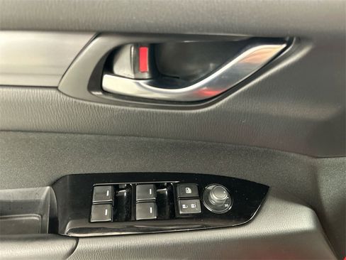 Used 2019 MAZDA CX-5 Sport image 11