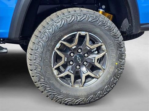 New 2026 Chevrolet Colorado ZR2 w/ Technology Package image 11