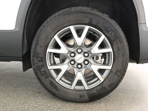 Used 2023 GMC Acadia SLE AWD/4WD image 7