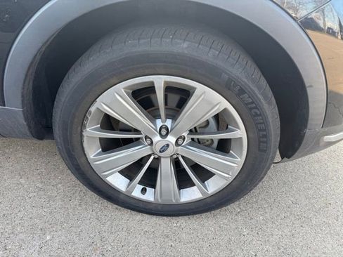 Used 2018 Ford Explorer Limited image 10