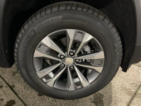 New 2026 Chevrolet Equinox LT image 14