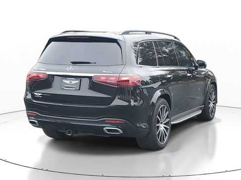 Used 2024 Mercedes-Benz GLS 450 4MATIC image 4