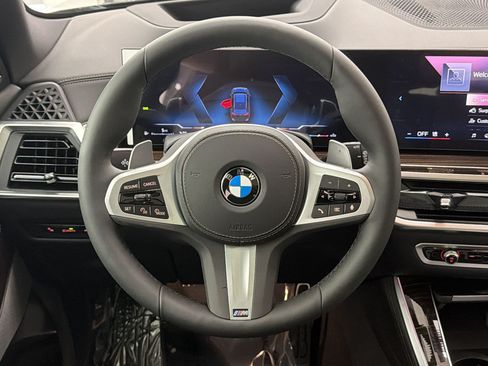 New 2026 BMW X5 xDrive40i w/ M Sport Package AWD/4WD image 11