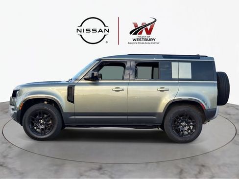 Used 2025 Land Rover Defender 110 S AWD/4WD image 5