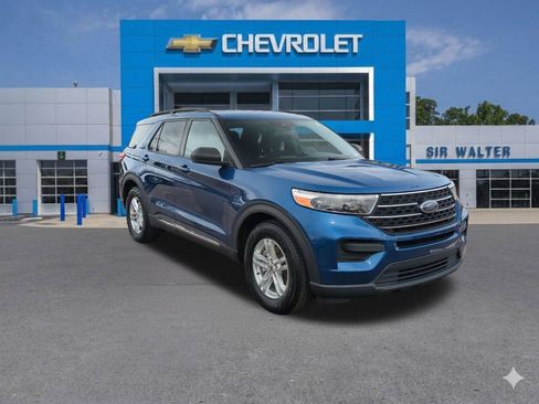 Used 2020 Ford Explorer XLT image 8