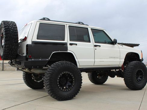 Used 2001 Jeep Cherokee Sport image 34