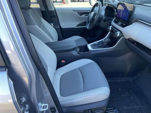 Used 2024 Toyota RAV4 Limited image 47