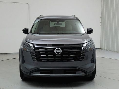 New 2026 Nissan Pathfinder SL FWD image 2