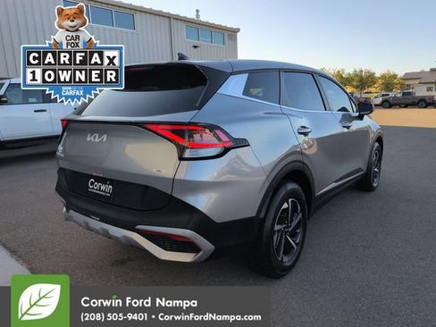 Used 2025 Kia Sportage LX AWD/4WD image 3