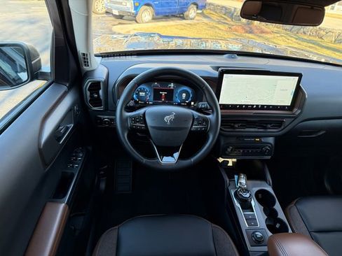 Used 2025 Ford Bronco Sport Outer Banks w/ Outer Banks Tech Package+ image 6