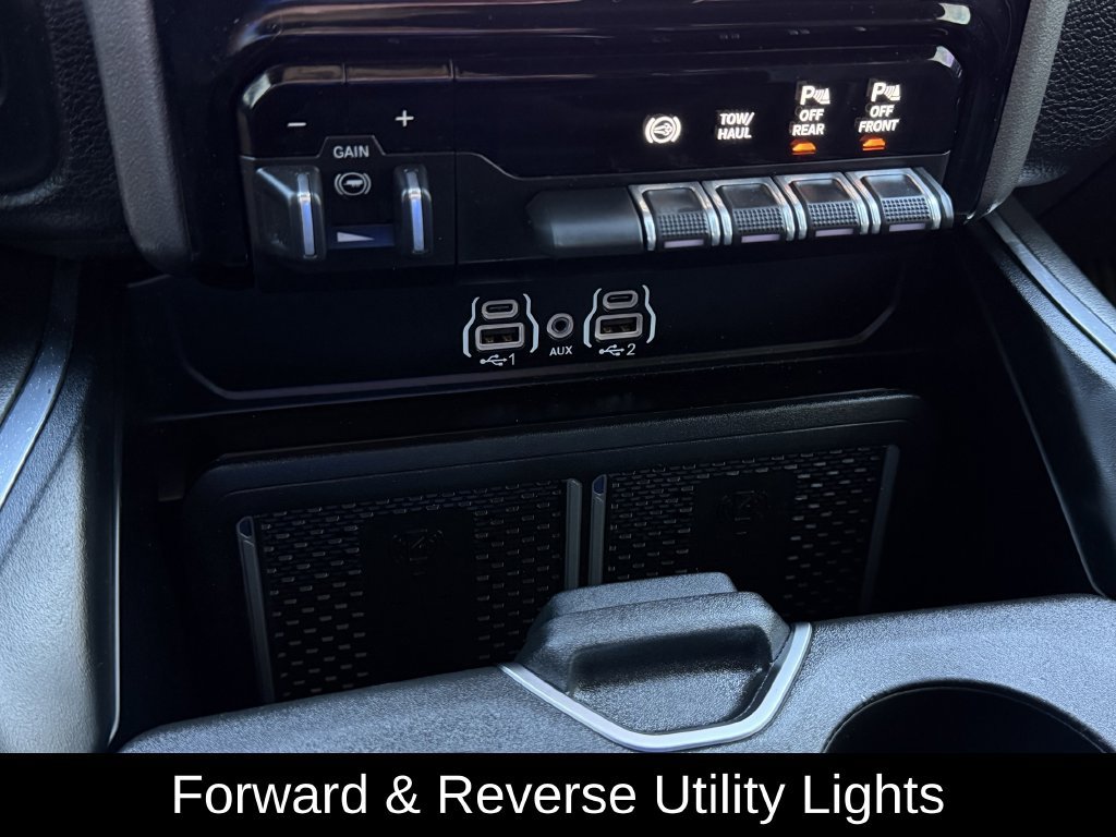 Used 2025 RAM 2500 Laramie w/ Sport Appearance Package AWD/4WD image 23
