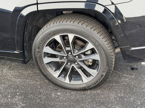 Used 2022 Jeep Grand Cherokee L Overland w/ Advanced Protech Group III image 5